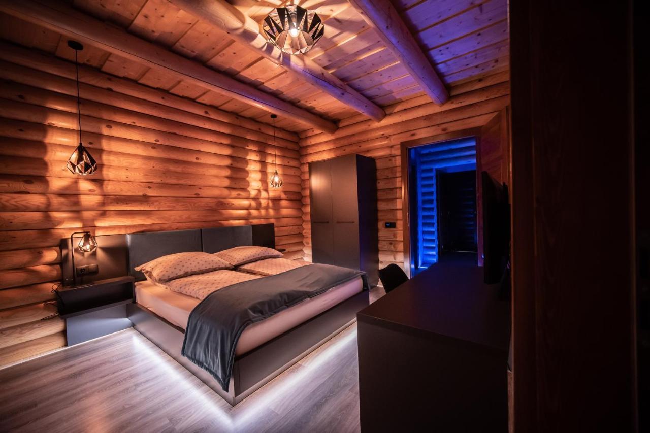 Mitosz Apartman Gyomaendrőd Esterno foto